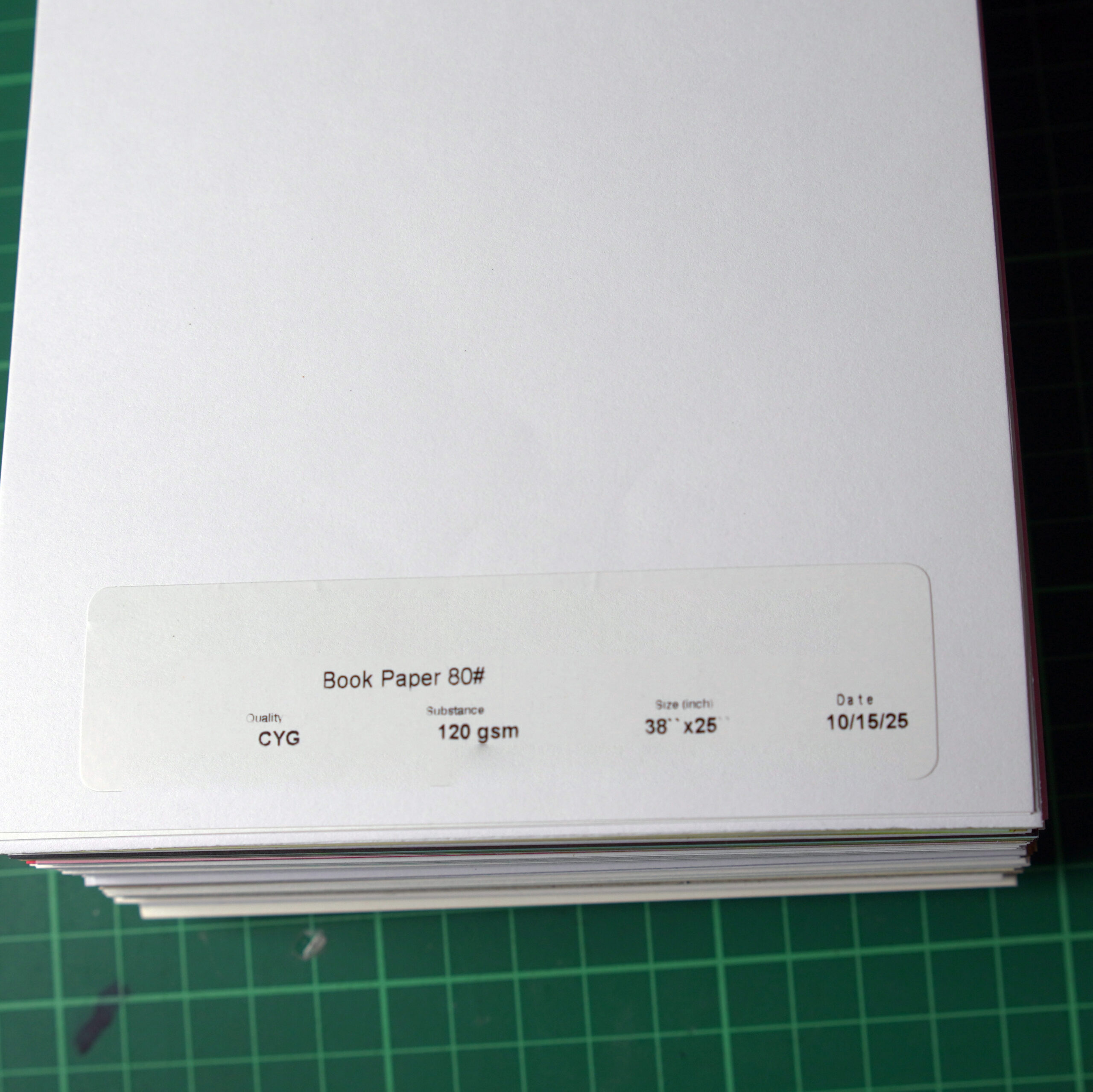 Book Paper 80# CYG 120gsm 38 x 25""